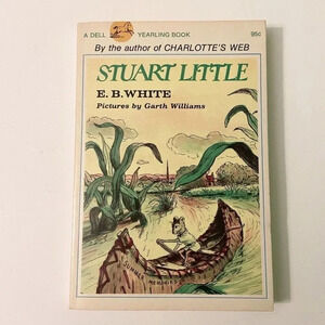 Vintage 1971  Stuart Little Book by E B White A Dell Yearling Book Paperback